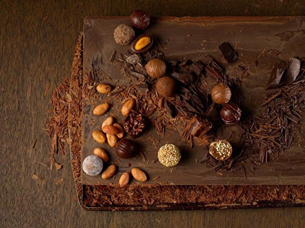 尋找巧克力的過程中不免艱辛，但每年希爾通常能找到滿意的品牌。（雙賓氏提供）