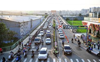 虹扬桥调拨车道  将扩大至其他路段