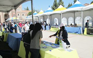 UCLA 大學社團迎新展