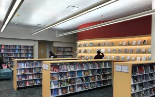 法拉盛图书馆儿童阅览室经过两年的装修，重新开放。 (林丹/大纪元)