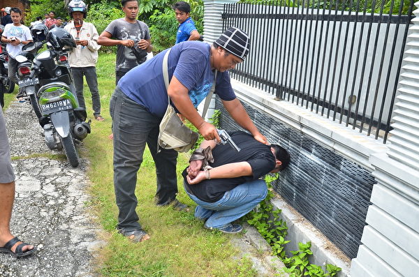 INDONESIA-PRISON-POLICE