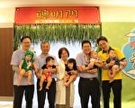 醫護協助順產 媽媽開心帶寶寶「回娘家」