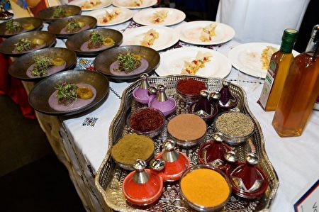 摩洛哥大使館送評佳餚。（里根大廈提供）