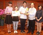 罗商学生罗弘杰荣获106年度全国慈孝家庭楷模