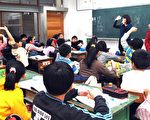 半数学童学习疲劳 父母高标准是主因