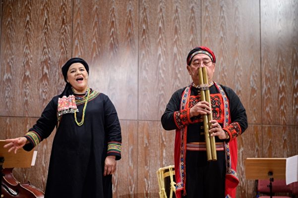 原住民族古謠傳唱－艾秧樂集的表演。（傳藝中心提供）