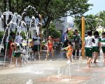清涼秘境 苗栗市民廣場清涼戲水