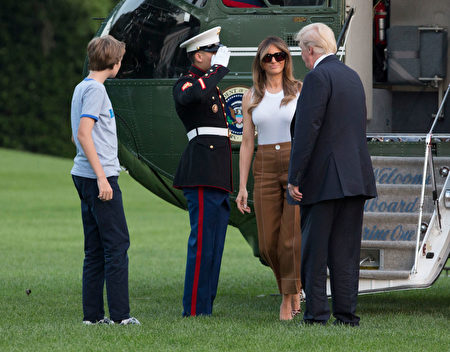 6月11日，美國總統川普一家在白宮團圓。(Chris Kleponis-Pool/Getty Images)