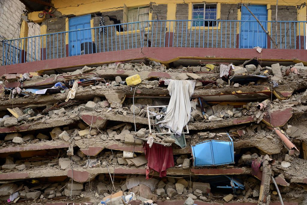 坍塌后的废墟。 (JOHN MUCHUCHA/AFP/Getty Images)