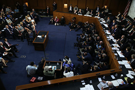 美国司法部部长塞申斯6月13日在参议院情报委员会作证。(Alex Wong/Getty Images)