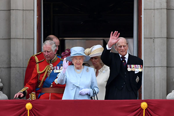 组图：英女王庆生 吁国人在悲伤中团结一致