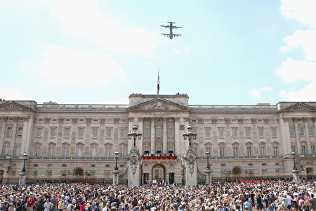 英国皇家军队阅兵仪式（Trooping the Colour）。（Chris Jackson/Getty Images)