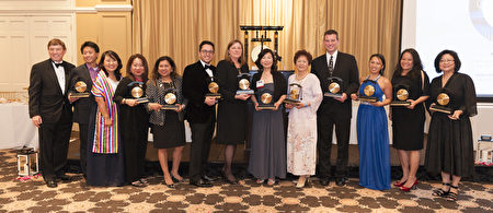 5月12日，亞美商會舉行「亞洲之珠」第七屆年度頒獎晚宴，感謝為社區做出傑出貢獻的人士。（亞美商會提供）