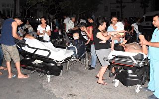 强震袭土耳其希腊2死500伤 游客半夜逃命