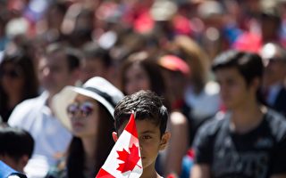 加拿大由于其自由，宽容和多元化备受移民青睐，其身份是受追捧的商品和资产，给造假制造了市场。（加通社）