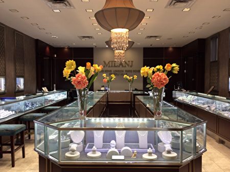 米兰珠宝名店经营各种钻石、宝石、订婚和结婚戒指、耳环、项链等，还有名牌设计（米兰珠宝名店提供）