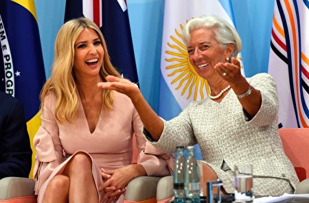 7月8日G20期間，美國第一女儿伊萬卡和國際貨幣基金組織（IMF）總裁拉加德。(SAUL LOEB/AFP/Getty Images)
