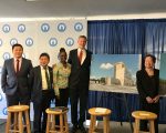 白思豪访法拉盛 宣布王嘉廉盖新楼