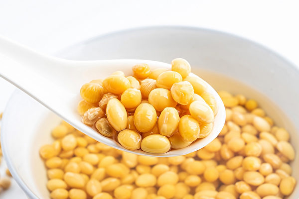 黄豆营养价值丰富，有“豆中之王”之称。黄豆的蛋白质含量很高。(Shutterstock)
