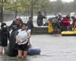 德州洪災區加人想家  加拿大人伸手援助