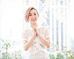 黑人扮老力挺范范开唱 黑妈录VCR感性祝福