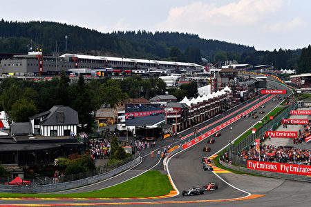 8月27日，F1比利時站的比賽在斯帕賽道進行。(Dan Mullan/Getty Images)