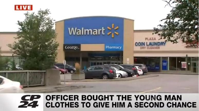 位於多倫多簡街(Jane Street)的沃爾瑪商場(Walmart)。(CP24新聞台視頻截圖)