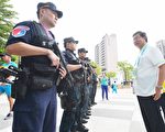 慰勞世大運維安員警 鄭文燦勉選手繼續加油