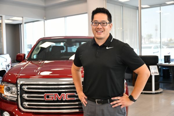 CMP Auto粤语销售Patrick Jo。
