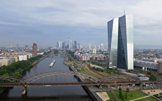 很多中國買家選擇在柏林和法蘭克福買房子。圖為法蘭克福市區。(Sean Gallup/Getty Images)