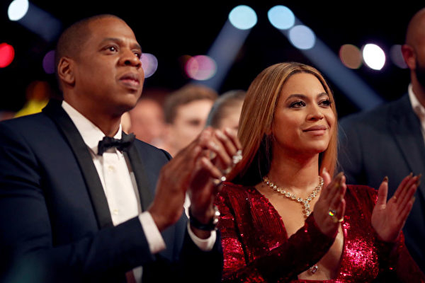 今年2月12日，碧昂絲與傑斯（Jay-Z）出席葛萊美大獎頒獎禮。 (Christopher Polk/Getty Images for NARAS)