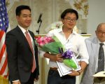 傳遞慈善力量 紐約韓裔律師頒兩萬獎學金