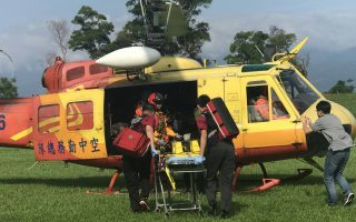 林管处特遣队员受伤  直升机救援送医