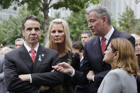 庫默在2013年的紐約市長初選中，就沒有背書白思豪。