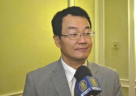 美国房地产经纪人协会首席经济学家劳伦斯·云（Lawrence Yun）。（新唐人电视台）