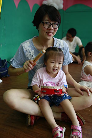聚集德非營利幼兒園成立「社區教保資源中心」，提供社區親子快樂學習的環境。（聚集德非營利幼兒園提供）