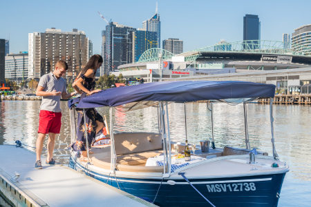 Cruise Melbourne精采自駕船體驗。（Melbourne Boat Hire提供）