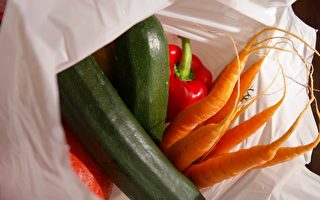 从明年七月开始，西澳州的各商家，包括大型超市，将被禁止为顾客提供免费塑料袋。（Max Pixel）