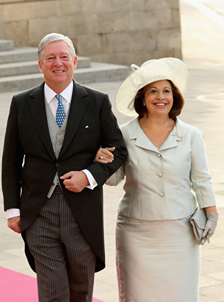 南斯拉夫王国王储亚历山大王子与王储妃凯瑟琳。(Sean Gallup/Getty Images)