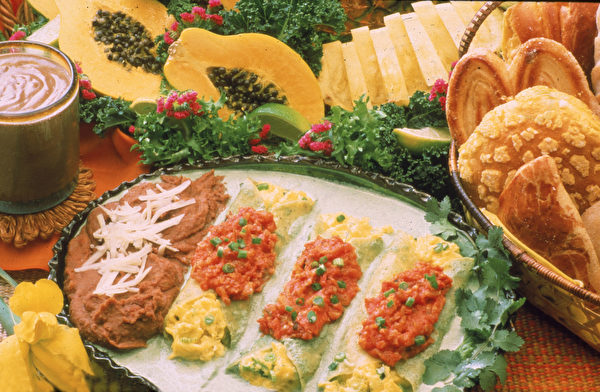 图为墨西哥风味鸡蛋卷饼。 (Hulton Archive/Getty Images)