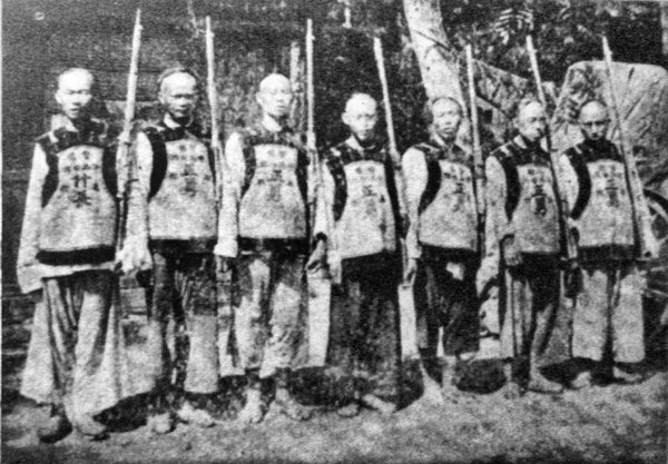 老上海的士兵。（公有領域）