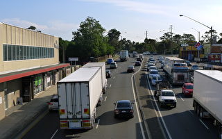 不合格重卡司机恐在全澳行车 交通部门在追查