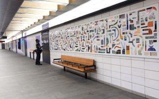 布碌崙贝瑞吉大道上的R线地铁站，昨天（13日）正式通车。 (安心/大纪元)