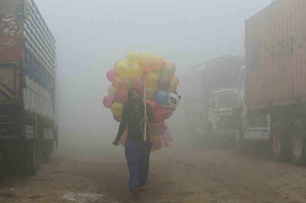 FILES-PAKISTAN-ENVIRONMENT-POLLUTION-SMOG