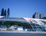 最吸睛的城市風景  台中首座動漫公車站亮相