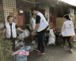 关怀社区老宝贝 吴凤科大爱相随