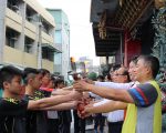 嘉义市中小联运圣火 镇天宫引燃传递