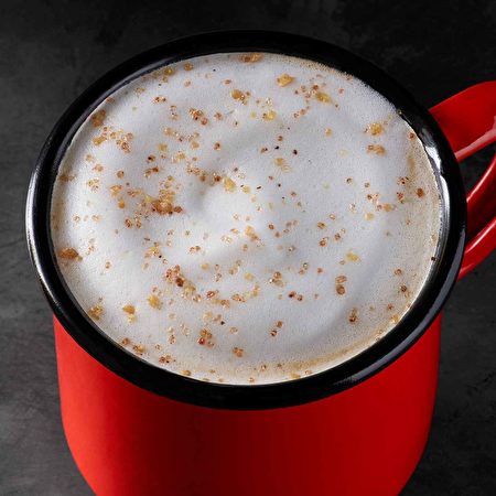 Starbucks 2018新品：栗子果仁茶拿铁（Chestnut Praline Tea Latte）。（图片由Starbucks提供 ）