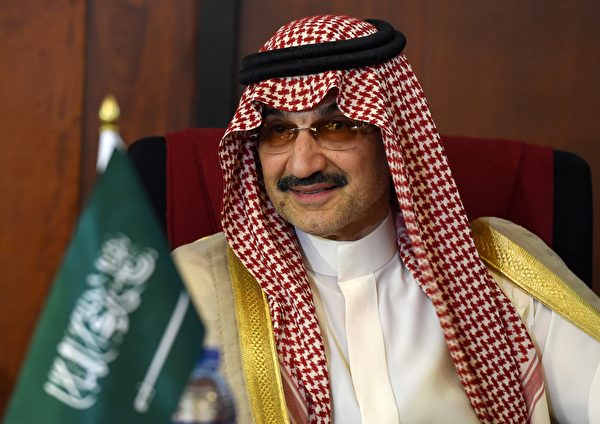 由王儲穆罕默德領導的反貪委員會拘捕了11名沙特王子、4名現任政府部長和十幾名前部長。11名王子中包括沙特首富、全球著名億萬富翁塔拉勒（見圖）。(ISHARA S. KODIKARA/AFP/Getty Images)