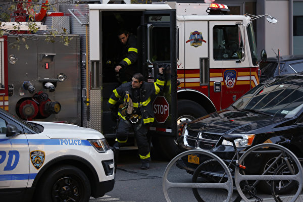 週二（10月31日），紐約曼哈頓發生卡車衝撞人群事件。當局表示，有八人在卡車撞人事件中死亡。紐約市長表示，這是一起恐怖（主義）事件。( Kena Betancur/Getty Images)